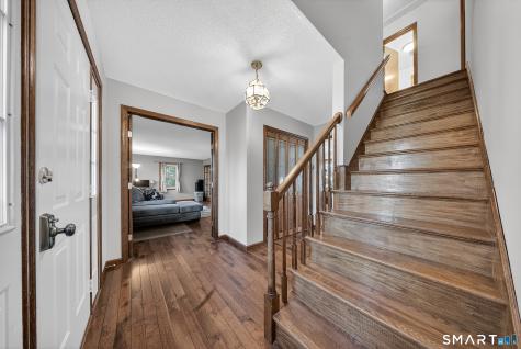 29 Dutton Road Oxford CT 06478