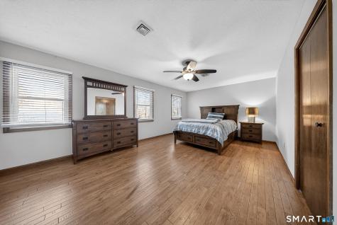 29 Dutton Road Oxford CT 06478