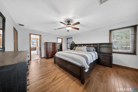29 Dutton Road Oxford CT 06478