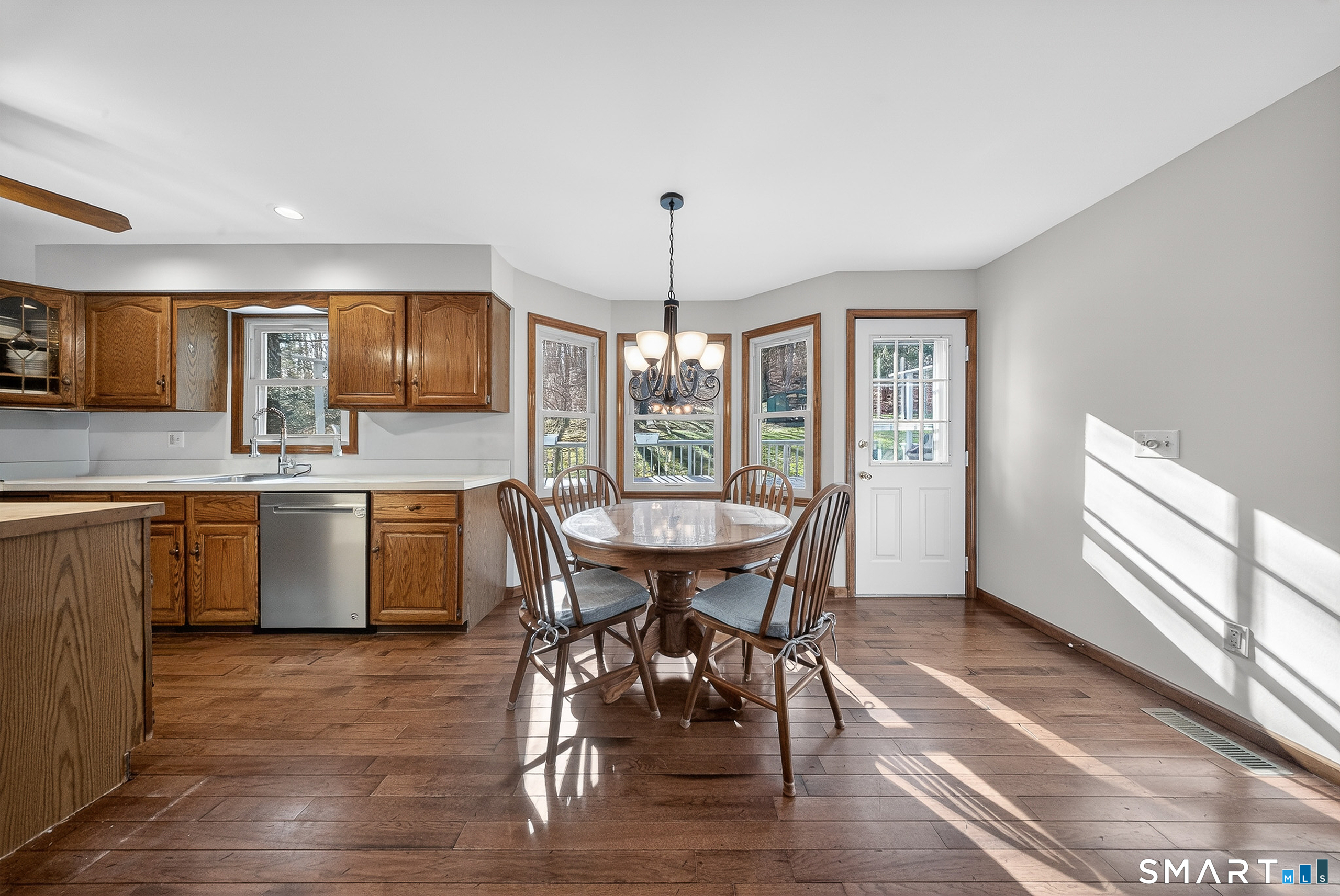 29 Dutton Road Oxford CT 06478