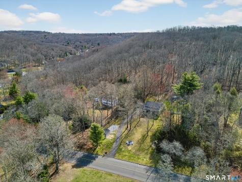 29 Dutton Road Oxford CT 06478