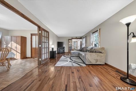 29 Dutton Road Oxford CT 06478