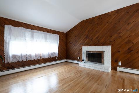 9 Howard Road Durham CT 06422