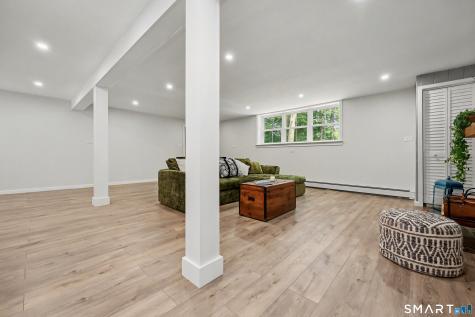 24 Wills Road Newtown CT 06470