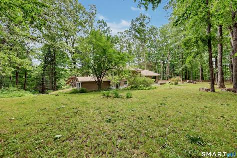 24 Wills Road Newtown CT 06470