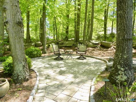 380 Dennison Ridge Manchester CT 06040