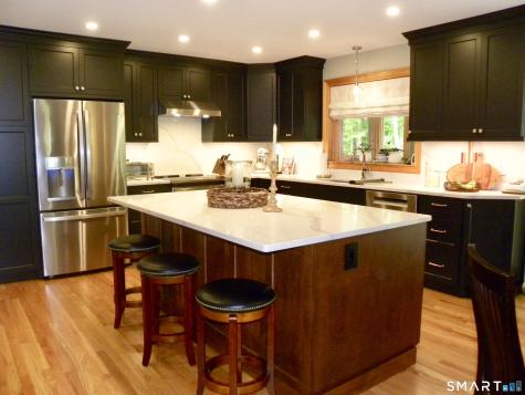 380 Dennison Ridge Manchester CT 06040