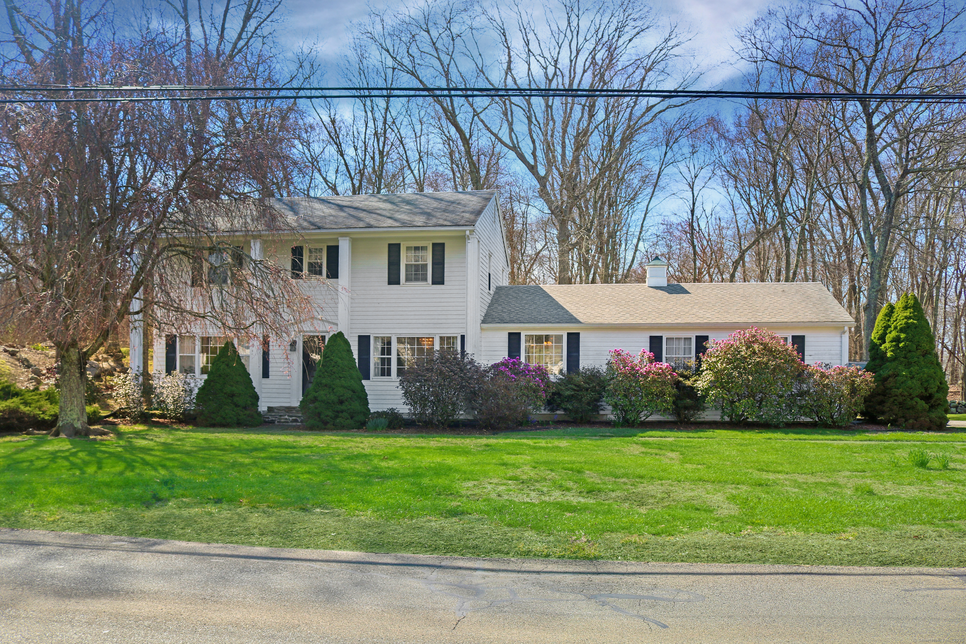 87 Colony Road Groton CT 06340