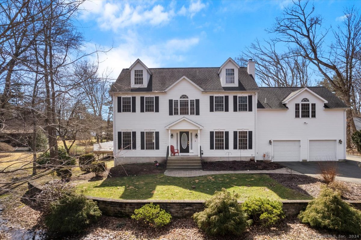40 Tom Swamp Road Hamden CT 06518
