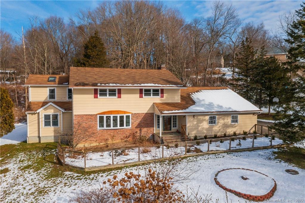 4 Westwood Terrace Newtown CT 06470