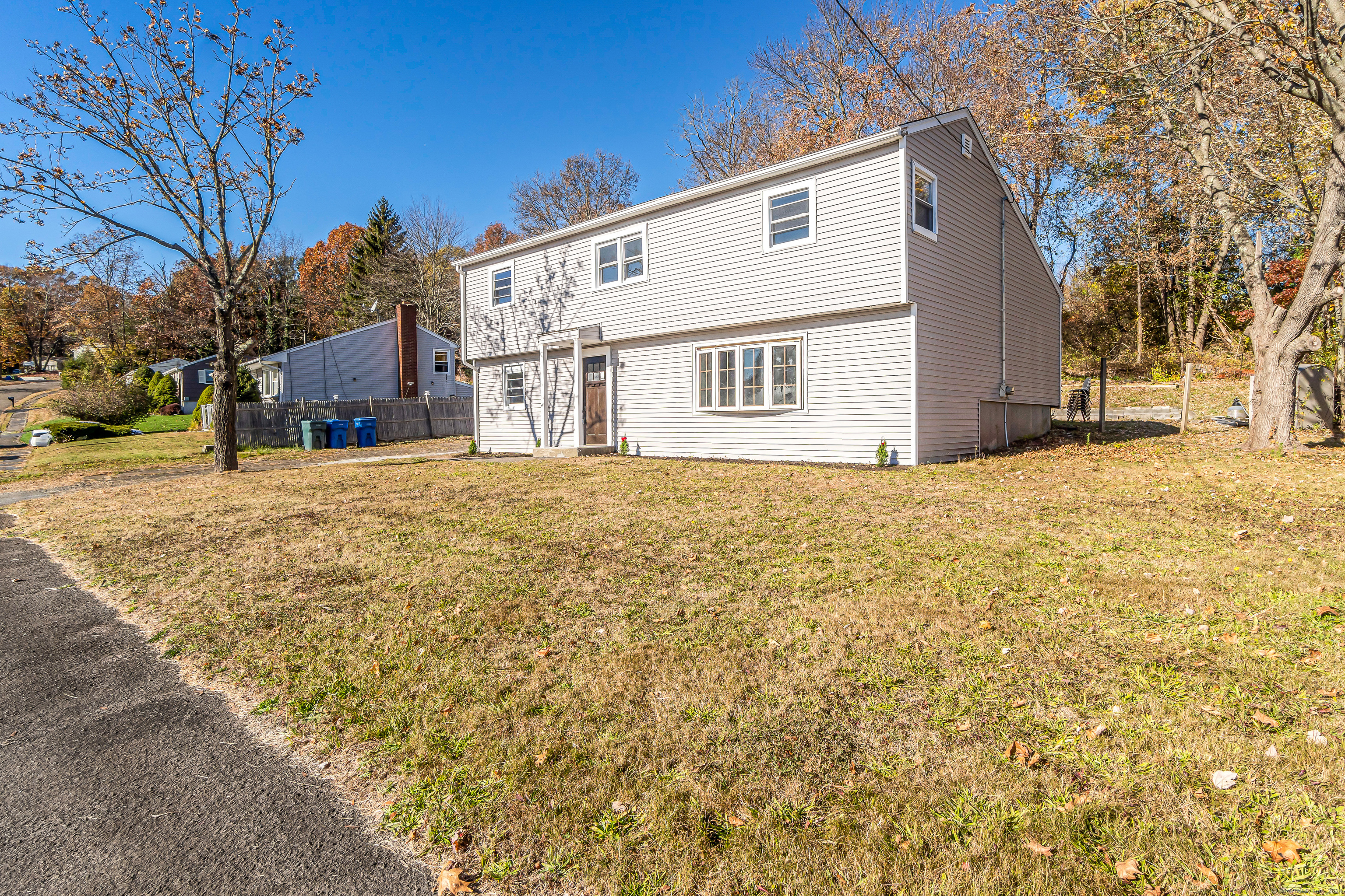 41 Newcastle Drive Hamden CT 06514