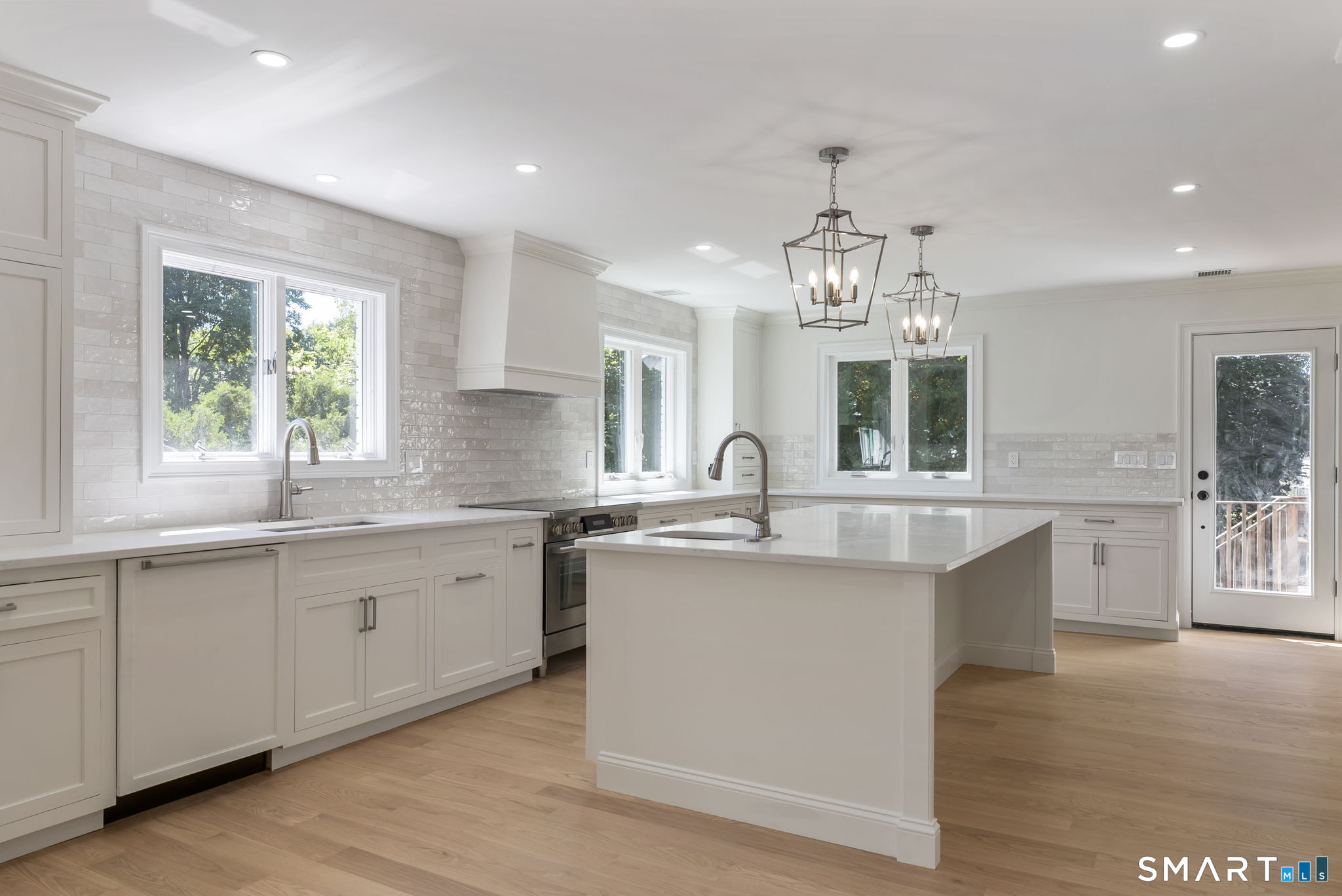 61 Flagg Road West Hartford CT 06117