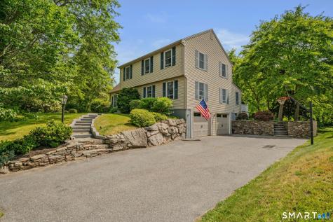 66 Clipper Court Groton CT 06355