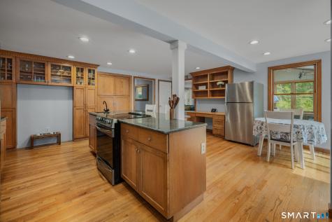 66 Clipper Court Groton CT 06355