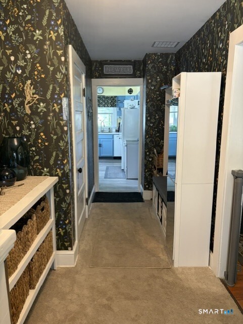 202 South Main Street Putnam CT 06260