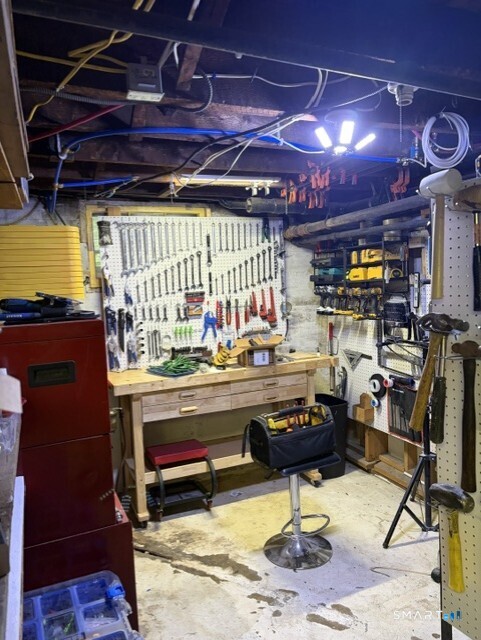 202 South Main Street Putnam CT 06260
