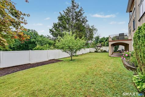 52 Francis Lane Greenwich CT 06831