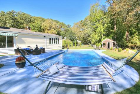 19 Woodchuck Court Norwalk CT 06854