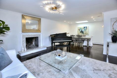 19 Woodchuck Court Norwalk CT 06854