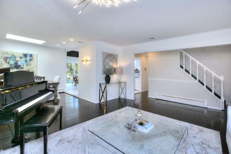 19 Woodchuck Court Norwalk CT 06854