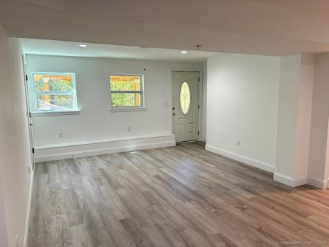 14 Clayton Road Danbury CT 06811