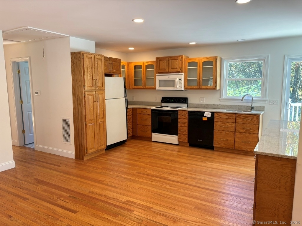 14 Clayton Road Danbury CT 06811