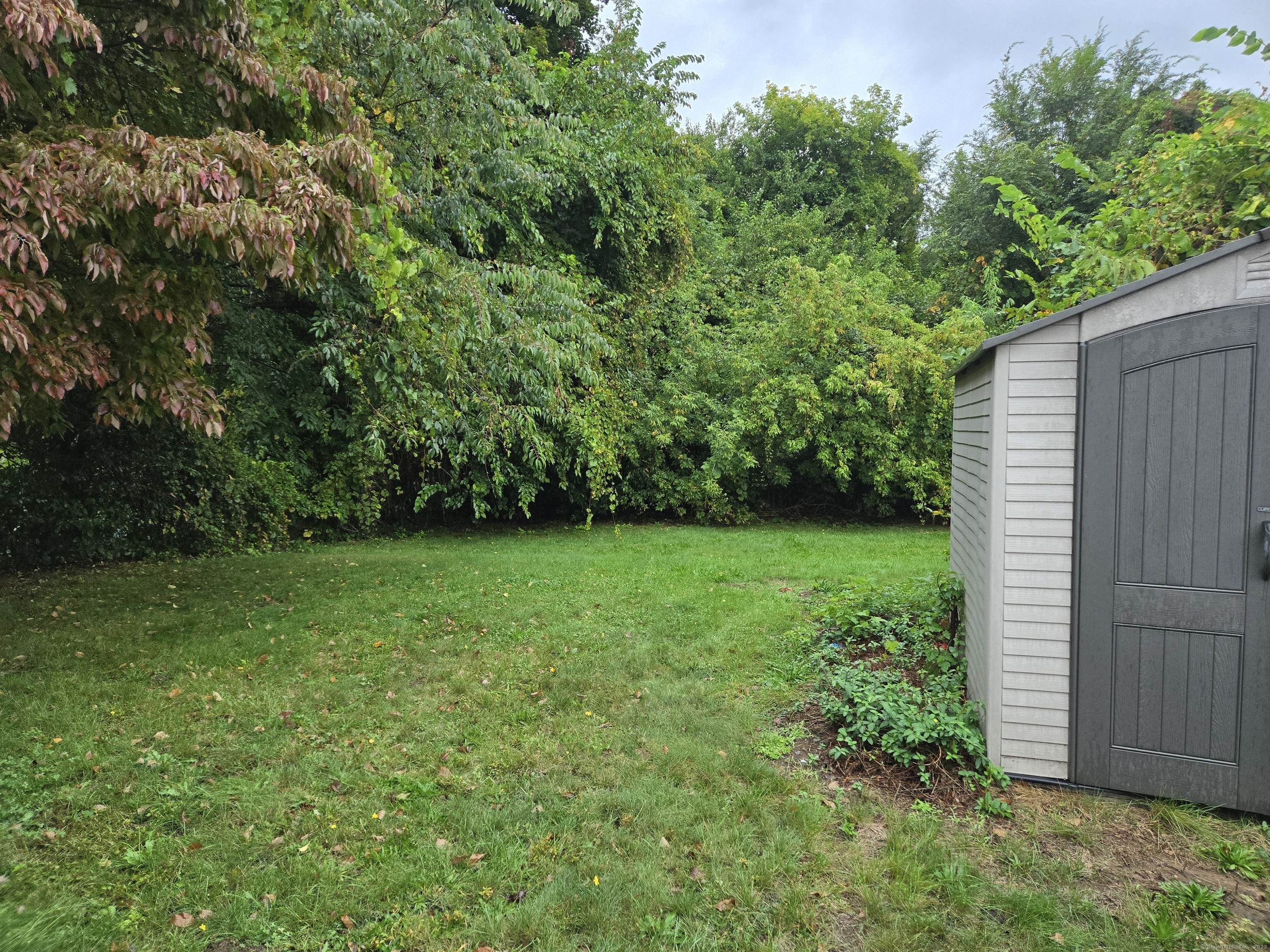 642 Silver Lane East Hartford CT 06118