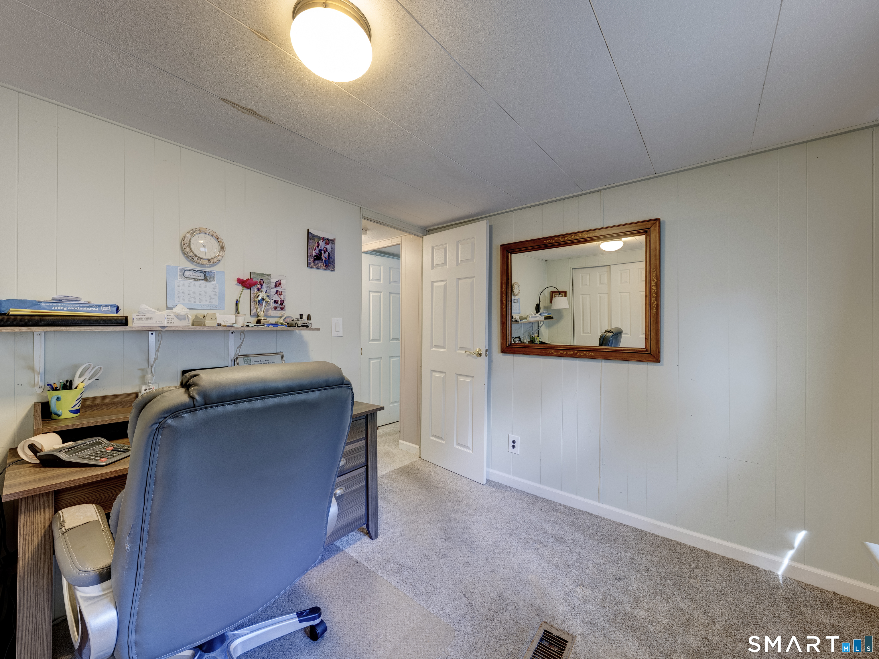 19 Phoenix Road Colchester CT 06415