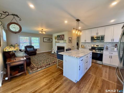 2 Judd Hill Road Woodbury CT 06798