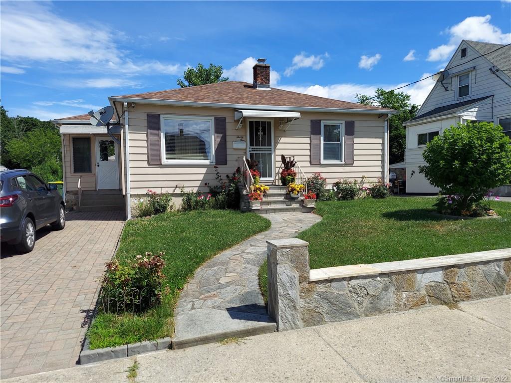 35 Hinsdale Avenue Waterbury CT 06705