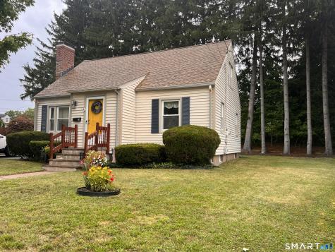 47 Earl Street Manchester CT 06040