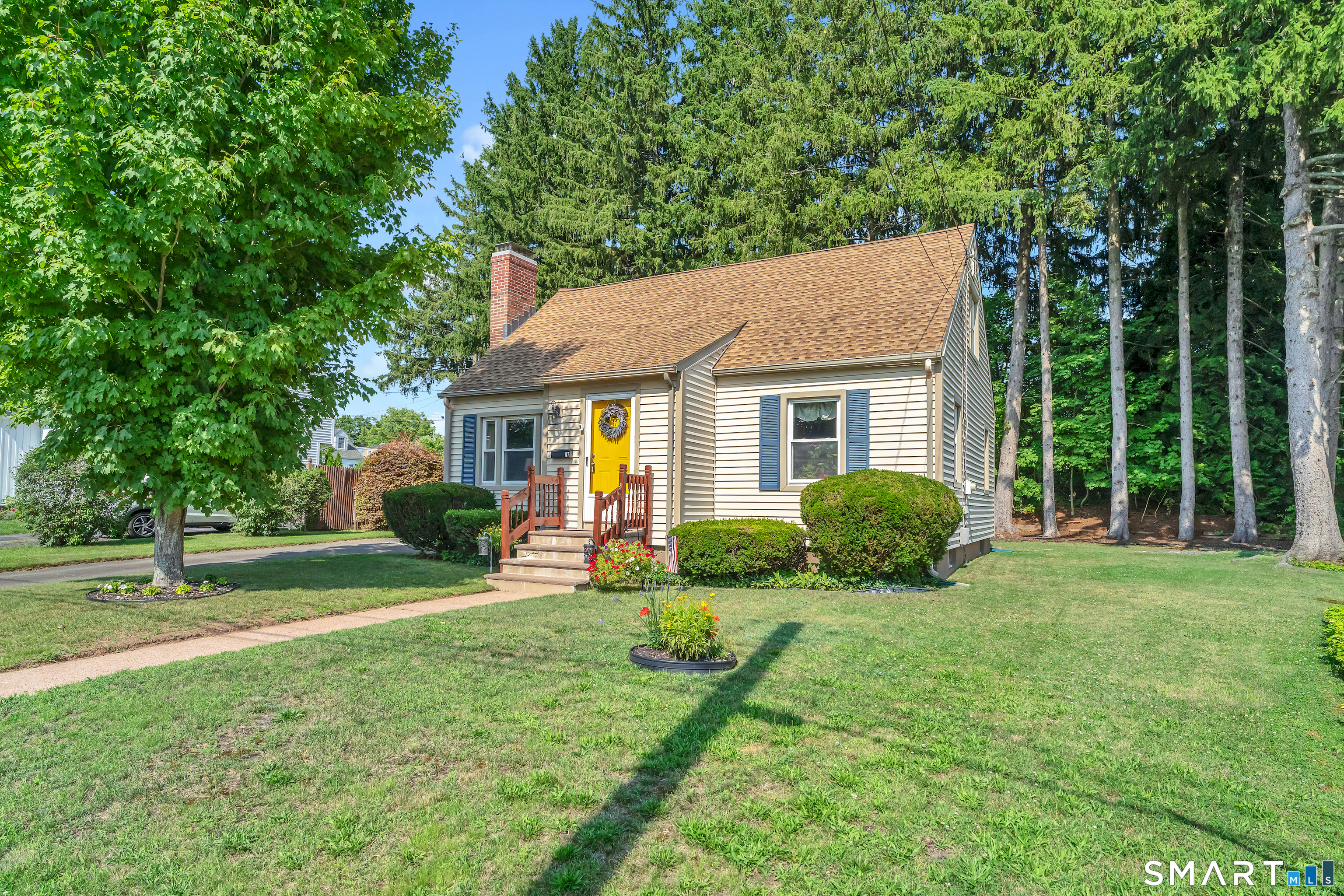 47 Earl Street Manchester CT 06040