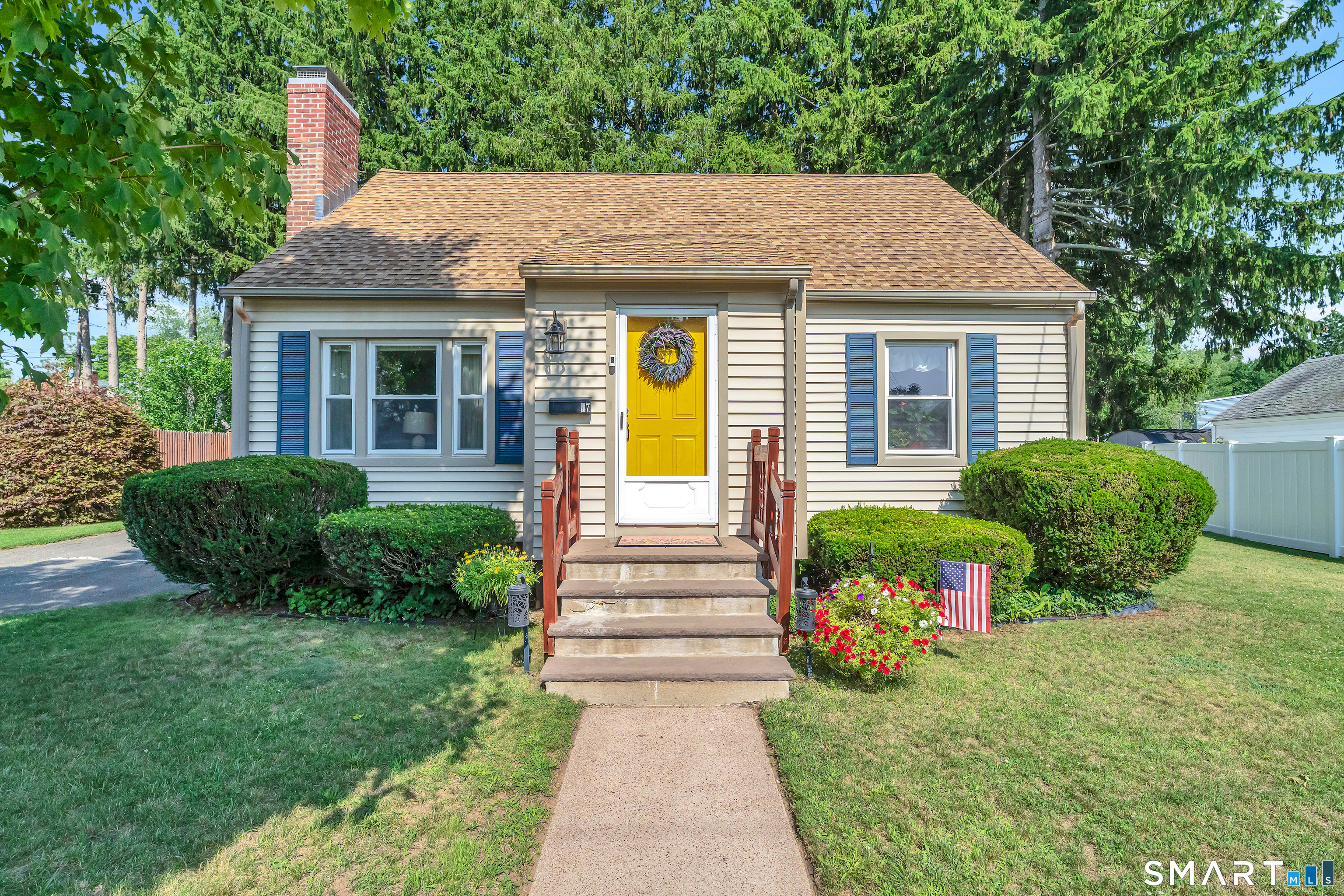 47 Earl Street Manchester CT 06040