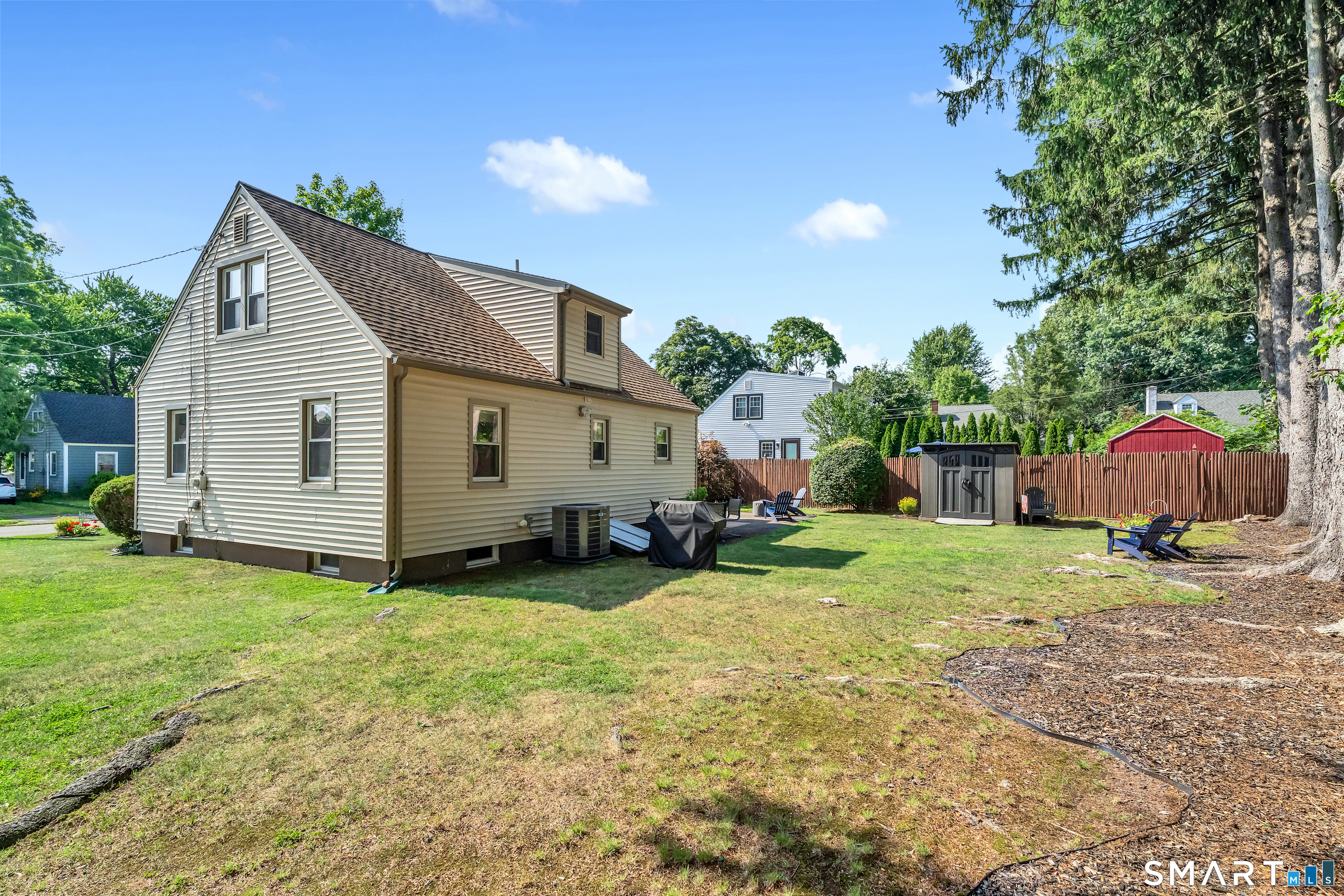 47 Earl Street Manchester CT 06040