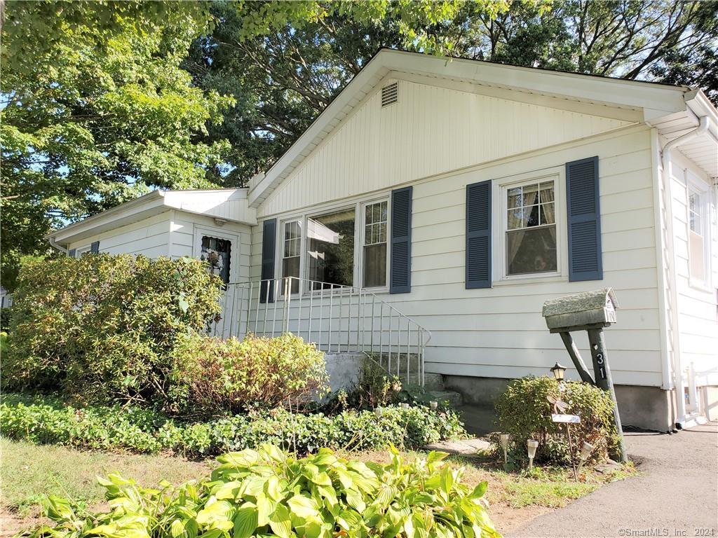 31 Sampson Avenue Milford CT 06460