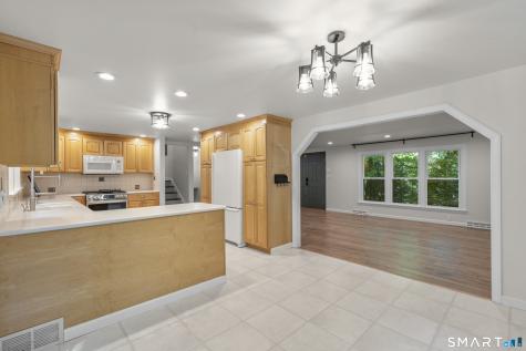 45 Edwards Road Bethany CT 06524
