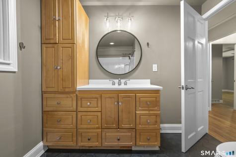45 Edwards Road Bethany CT 06524