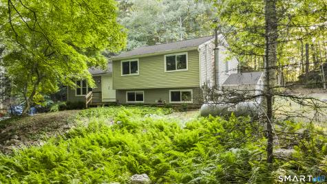 45 Edwards Road Bethany CT 06524
