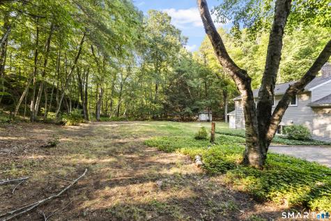 45 Edwards Road Bethany CT 06524
