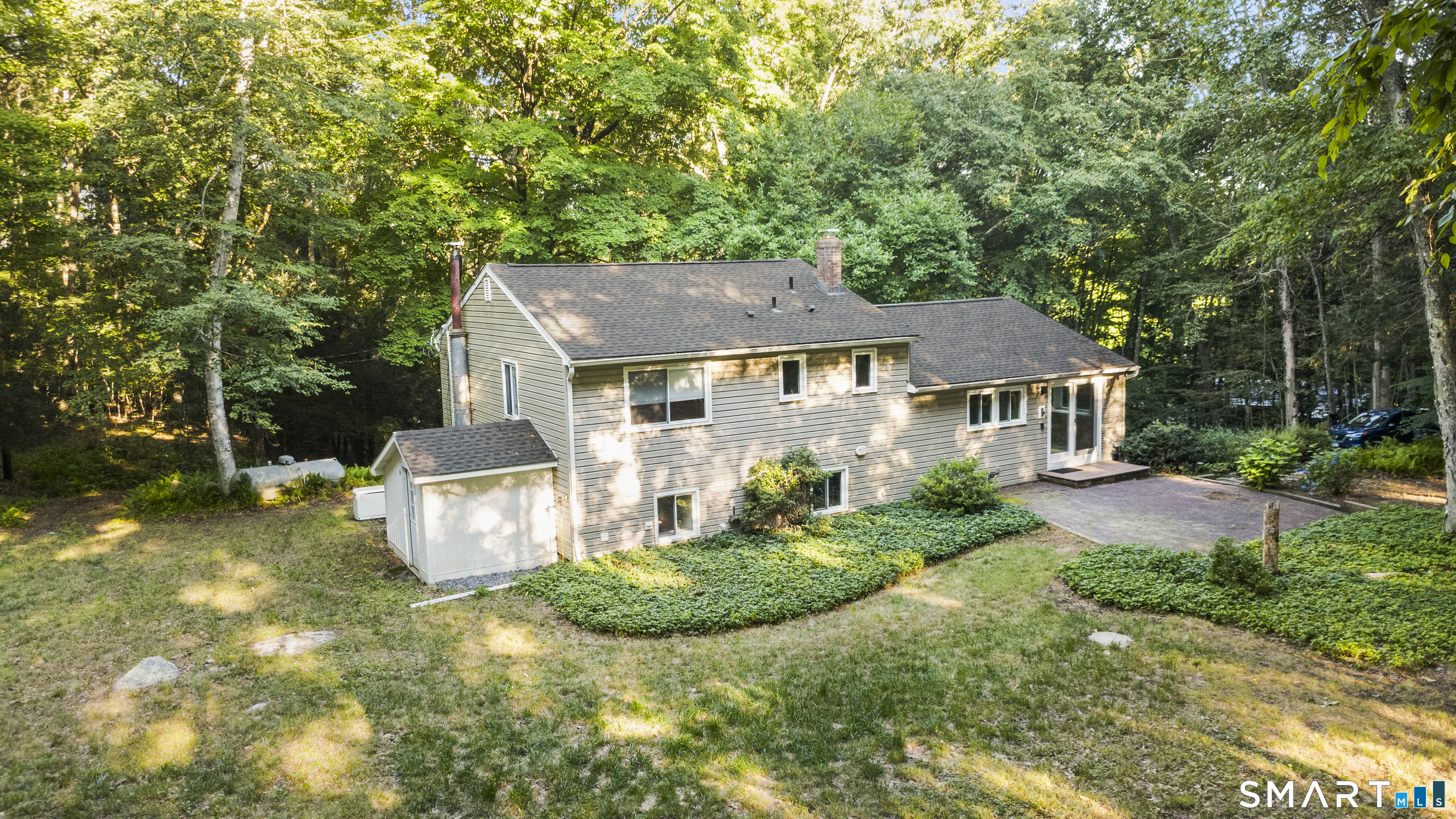 45 Edwards Road Bethany CT 06524