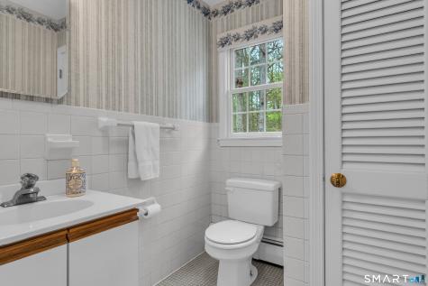 200 Whitethorn Drive Guilford CT 06437