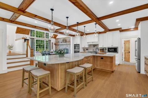 49 Round Hill Road Woodbridge CT 06525