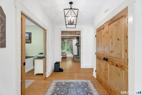 49 Round Hill Road Woodbridge CT 06525