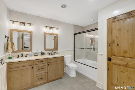 49 Round Hill Road Woodbridge CT 06525