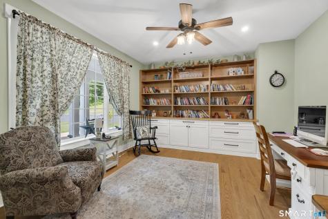 49 Round Hill Road Woodbridge CT 06525
