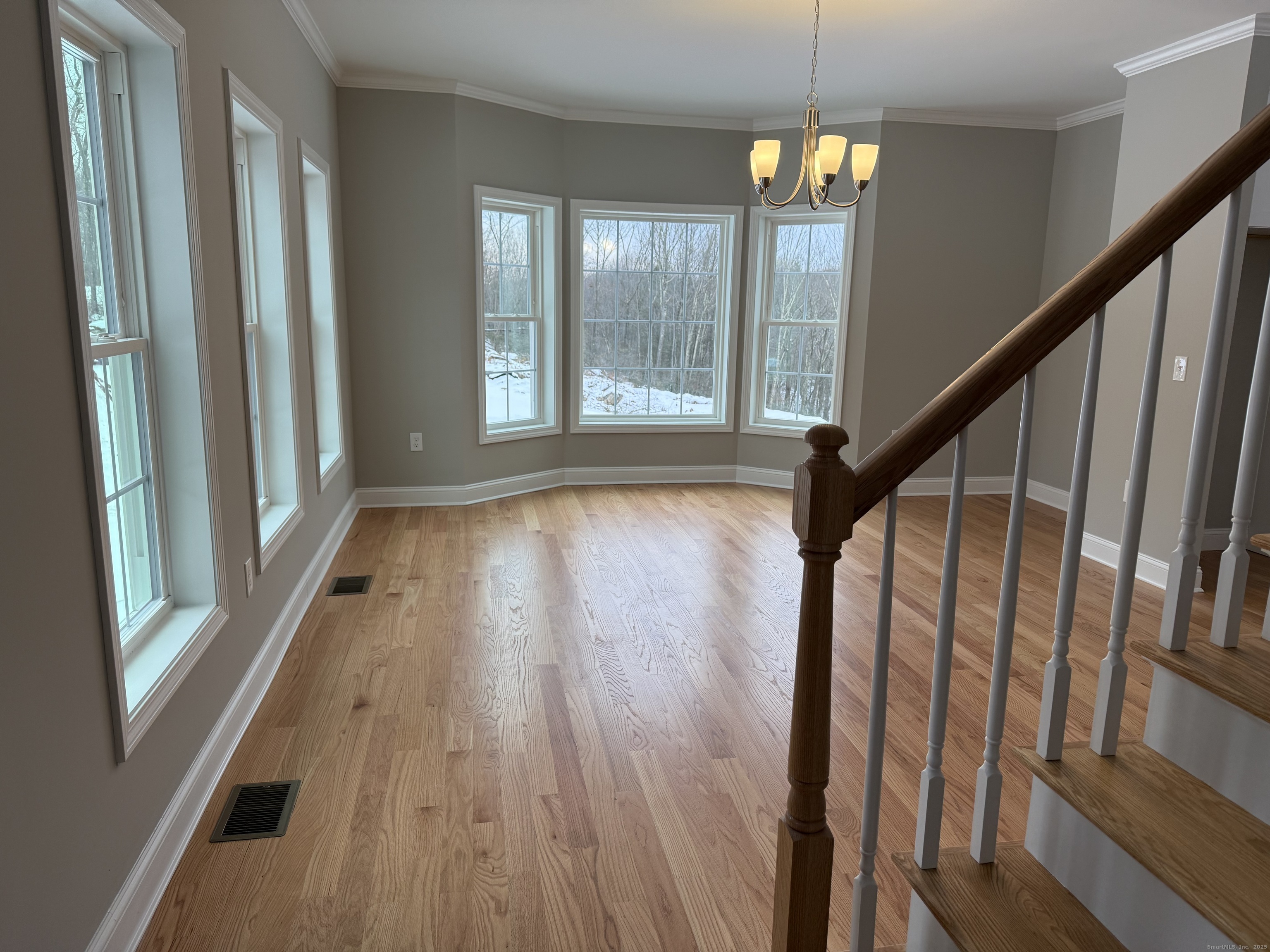 39 Jerome Avenue Burlington CT 06013