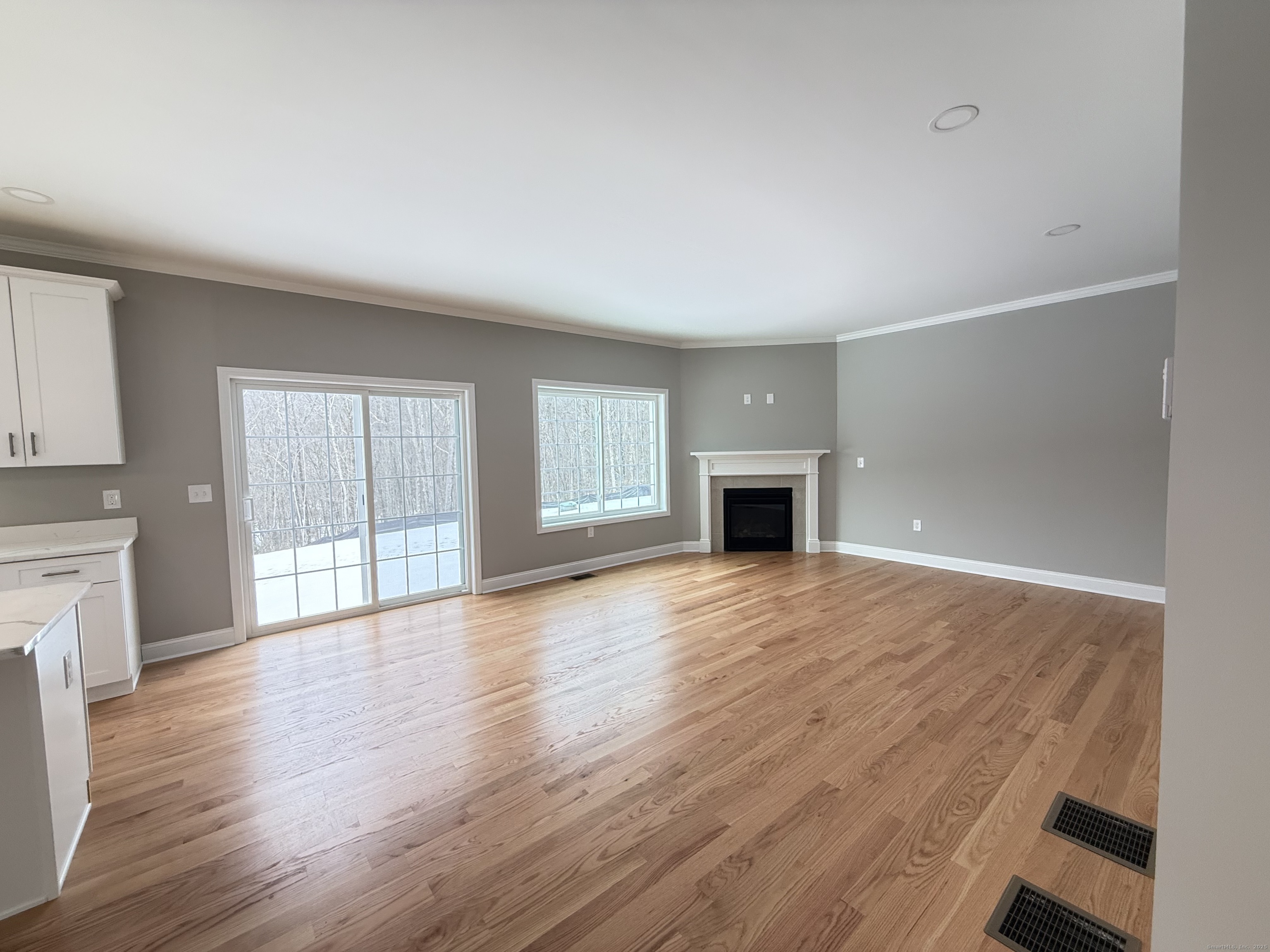 39 Jerome Avenue Burlington CT 06013