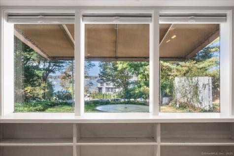 8 Joyce Street Stonington CT 06355