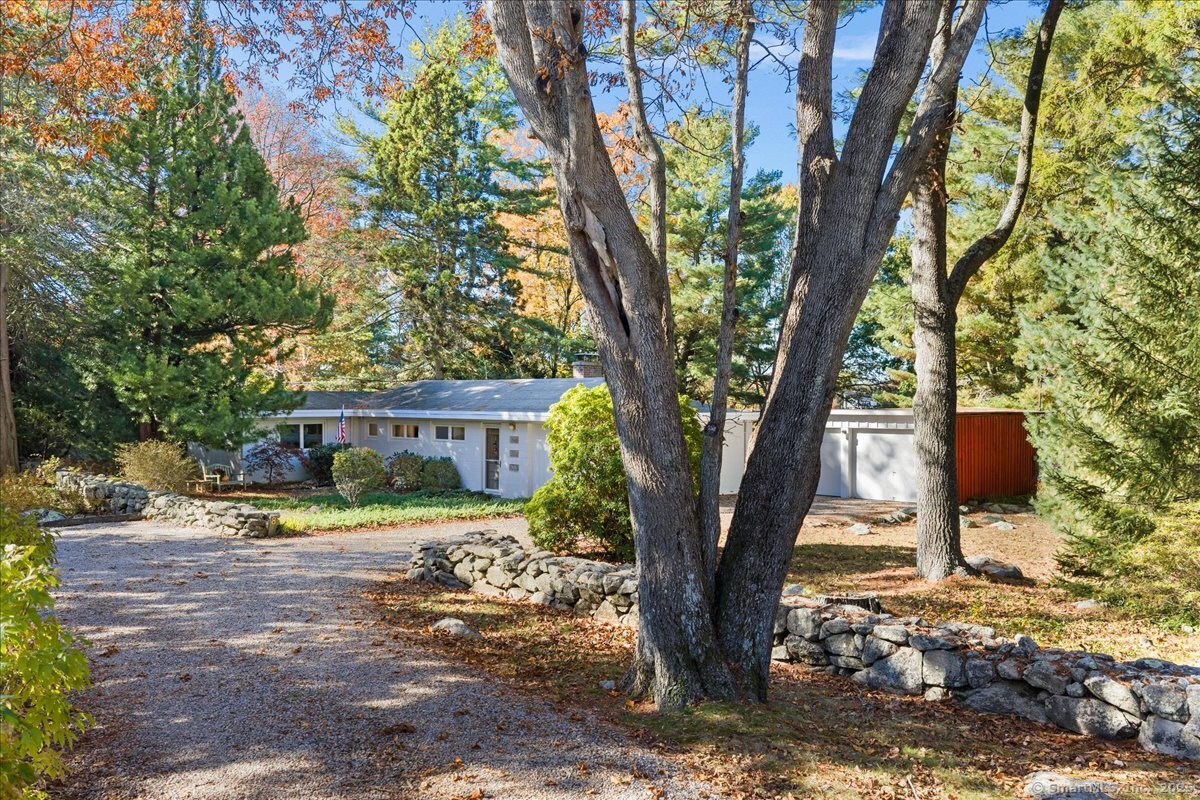 8 Joyce Street Stonington CT 06355