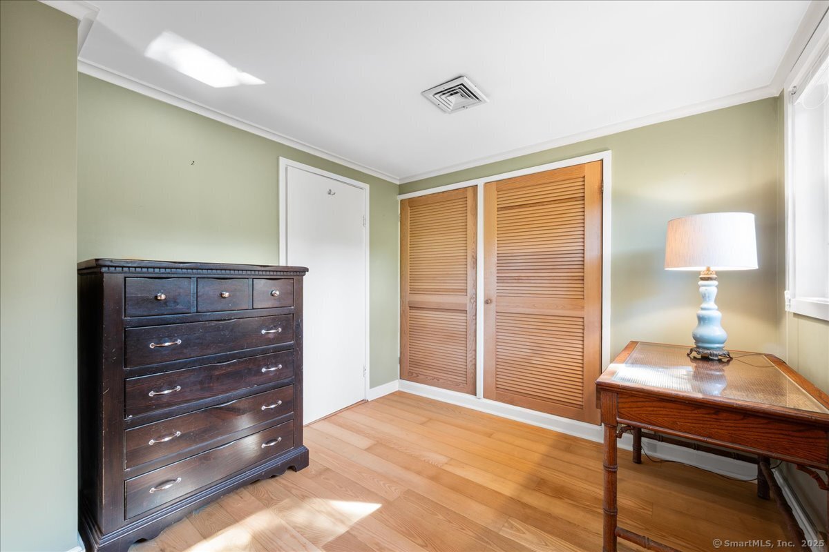 8 Joyce Street Stonington CT 06355